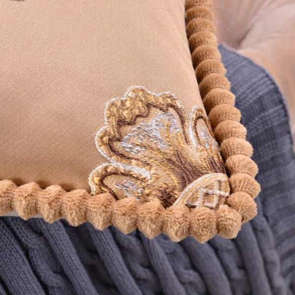 Elegant Retro Floral Cushion Embroidered Cushion Cover - Image 5