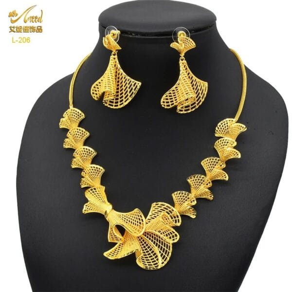 Luxury Charm Necklace Set – 24k Gold Plated Bridal Jewelry for Elegant Women