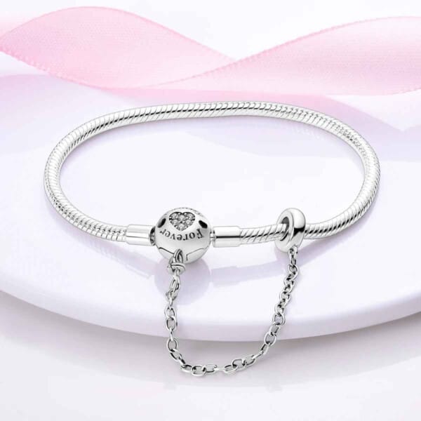 Silver-Plated Heart Charm Bracelet for Women – Stylish Gift - Image 42