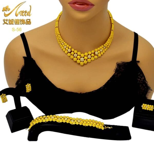 Elegant Wedding Jewelry Sets – 4 Pieces, Stunning & Timeless Design - Image 3