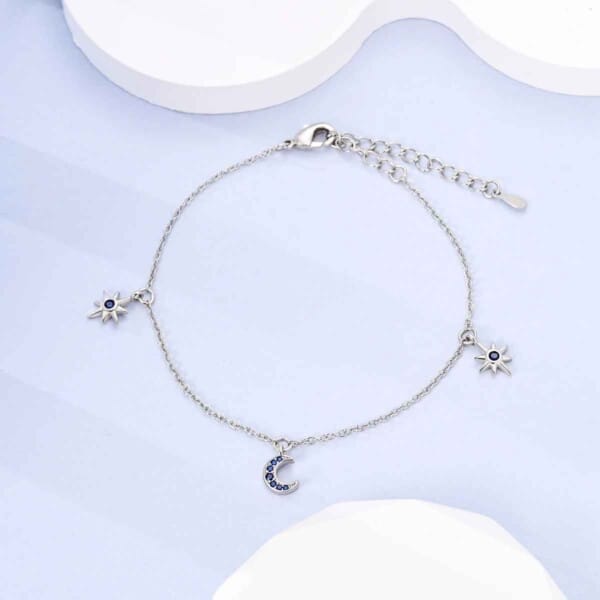 Silver-Plated Heart Charm Bracelet for Women – Stylish Gift - Image 9