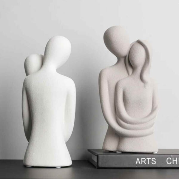 Nordic Abstract Couple Sculpture – Elegant Frosted Ceramic Decor - Image 6