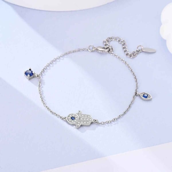 Silver-Plated Heart Charm Bracelet for Women – Stylish Gift - Image 15