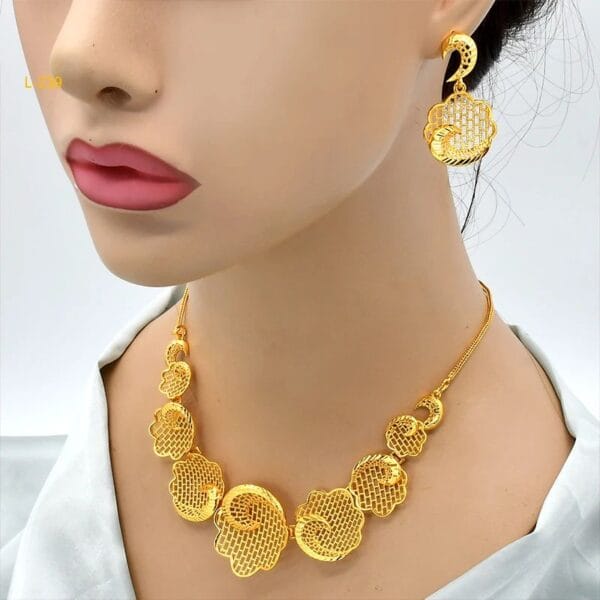 Luxury Charm Necklace Set – 24k Gold Plated Bridal Jewelry for Elegant Women