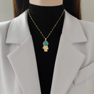 Light Luxury Star Necklace – a gold-plated titanium necklace with a celestial star and moon pendant, exuding modern elegance and cosmic charm.
