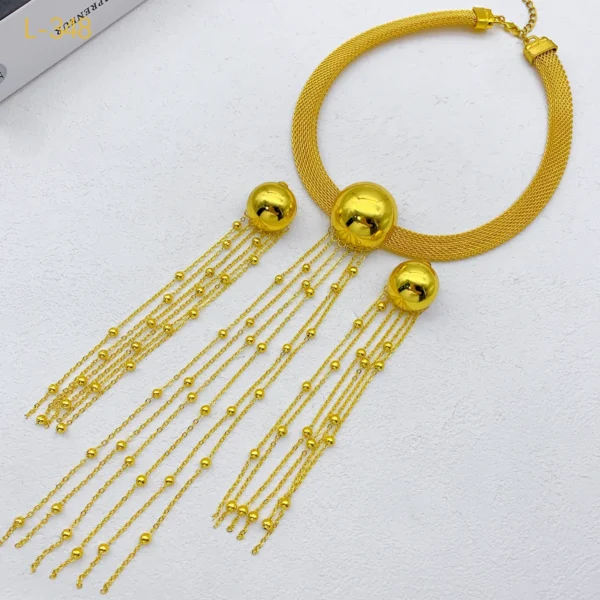 African 24K Tassel Necklace – luxury jewelry set for women featuring a radiant 24K gold finish and elegant tassel design.