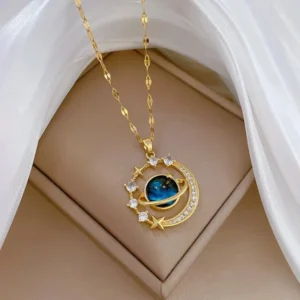 Home 129 Light Luxury Star Necklace โ a gold-plated titanium necklace with a celestial star and moon pendant, exuding modern elegance and cosmic charm.