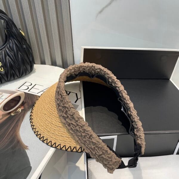Original Gucci straw sun hat with brown ruched band and black stitched trim